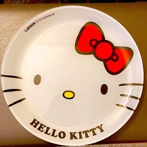 Hello Kitty 10” dinner plate